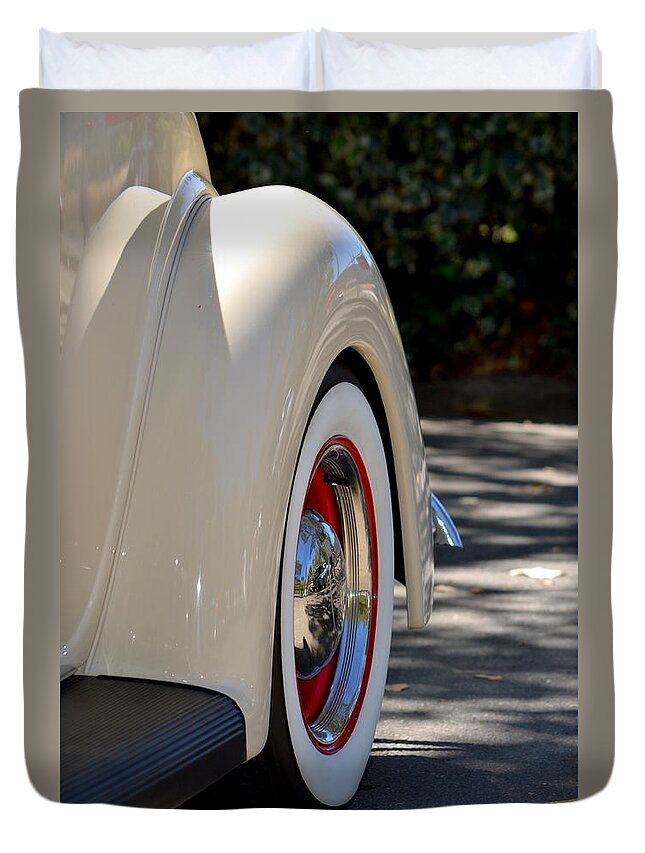  Duvet Cover featuring the photograph Ford Fender by Dean Ferreira