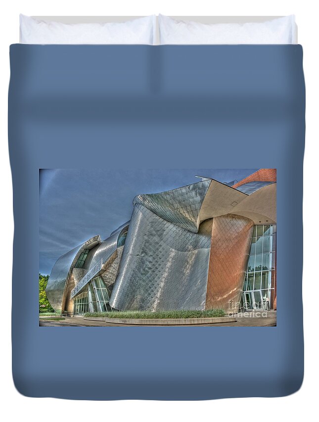 Case Western University Duvet Cover featuring the photograph Frank Gehry at Case Western U by David Bearden