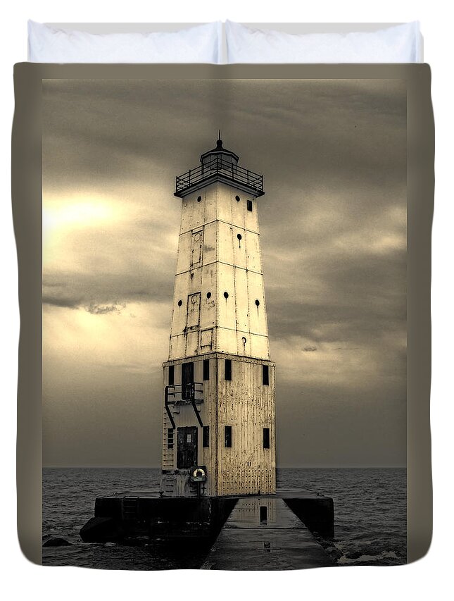 Lighthouse Duvet Cover featuring the photograph Frankfort North Breakwater by Michelle Calkins