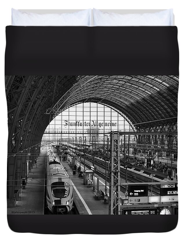 Travel Duvet Cover featuring the photograph Frankfurt Bahnhof - Train Station by Miguel Winterpacht