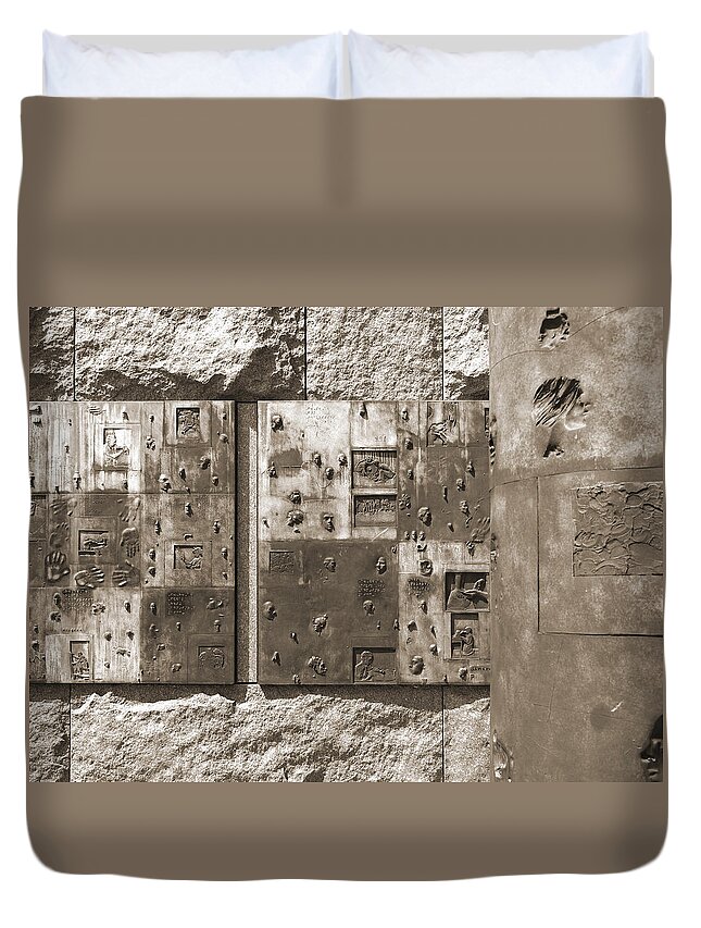 Fdr Duvet Cover featuring the photograph Franklin Delano Roosevelt Memorial - Bits and Pieces 2 by Mike McGlothlen