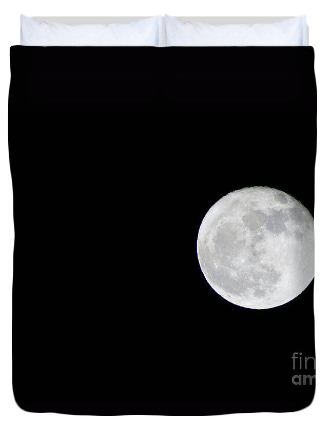 Moons Duvet Cover featuring the photograph Full Moon by Randy Harris