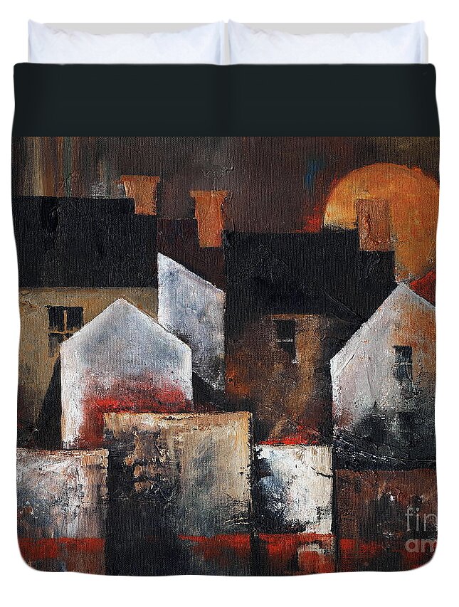 Val Byrne Duvet Cover featuring the painting Gables Sunset by Val Byrne