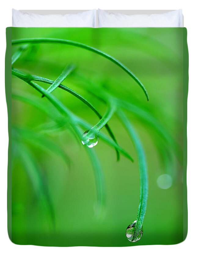 Dew Drops Duvet Cover featuring the photograph Garden Gifts by Michael Eingle