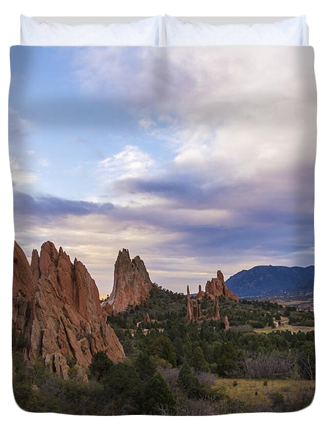 Garden Of The Gods Park Colorado Springs Landscape Co Duvet Cover featuring the photograph Garden Of The Gods At Sunrise - Colorado Springs by Brian Harig
