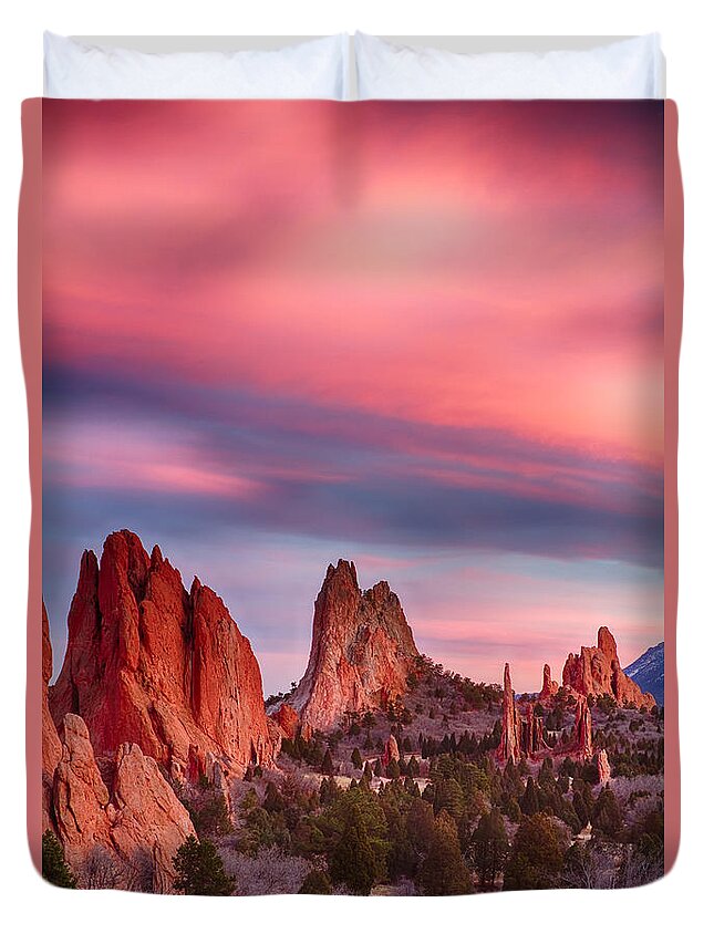 Garden Of The Gods Duvet Cover featuring the photograph Garden of the Gods Sunset Sky Portrait by James BO Insogna