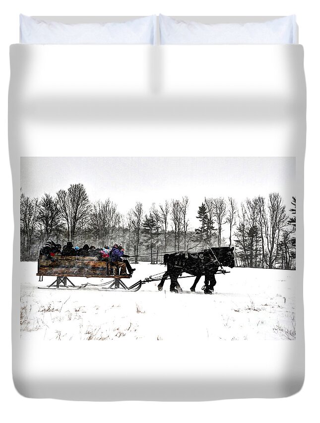 Sleight Ride Duvet Cover featuring the photograph Going Home by Brenda Giasson