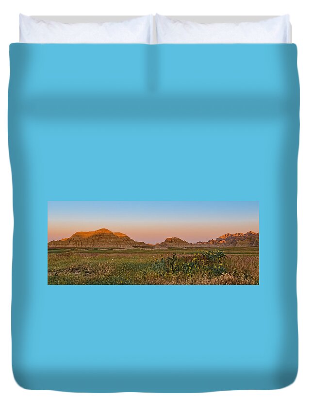 Landscape Duvet Cover featuring the photograph Good Morning Badlands II by Patti Deters