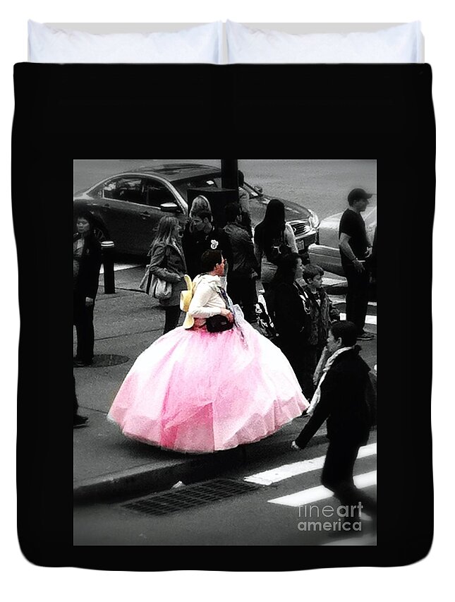 Black And White Photo With Highlight Of Pink Ball Gown (actual Color) Duvet Cover featuring the photograph Gown Of Pink by Susan Garren