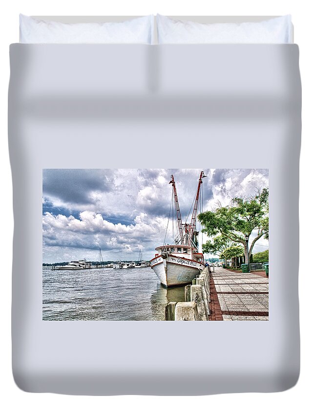 Gracie Belle Duvet Cover featuring the photograph Gracie Belle by Scott Hansen