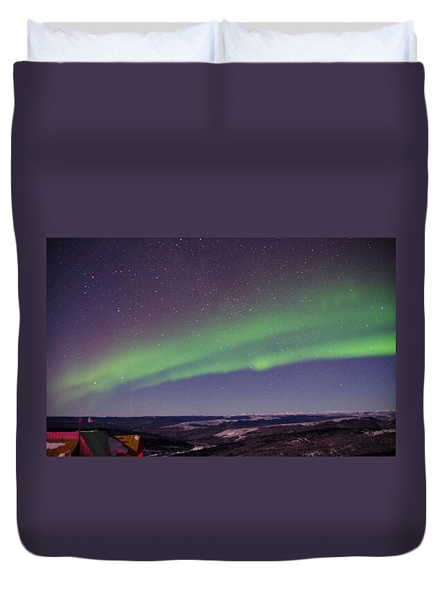 Alaska Aurora Borealis Duvet Cover featuring the photograph Green Lady Dancing 1 by Phyllis Spoor