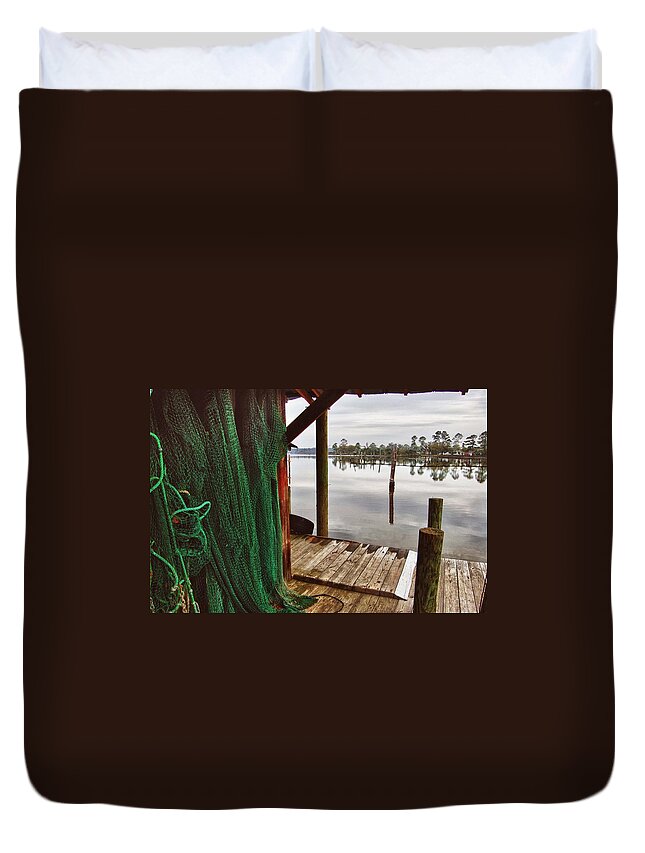 Alabama Duvet Cover featuring the digital art Green Net and the Sunset by Michael Thomas