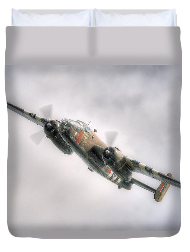 Grumpy Duvet Cover featuring the photograph Grumpy by Jeff Cook