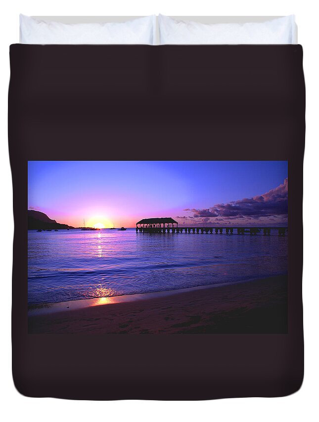 Hanalei Bay Pier Sunset Seascape Kauai Hawaii Duvet Cover featuring the photograph Hanalei Bay Pier Sunset by Brian Harig