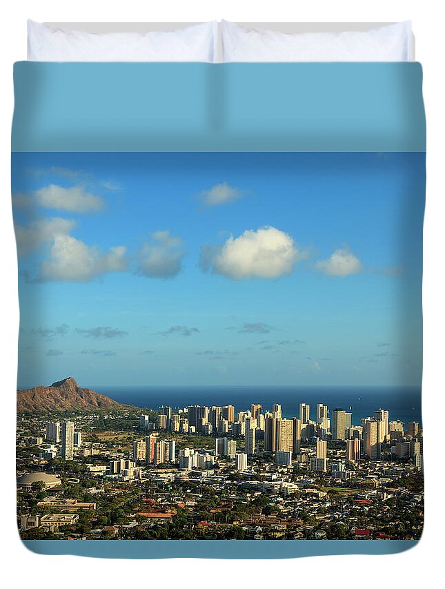 Tranquility Duvet Cover featuring the photograph Hawaii, Oahu, Honolulu Skyline by Michele Falzone
