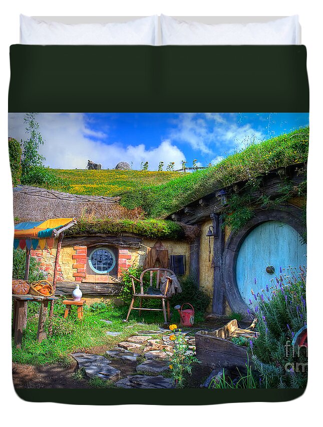 Hobbit Garden Duvet Cover featuring the photograph Hobbit Hole 11 by Sue Karski