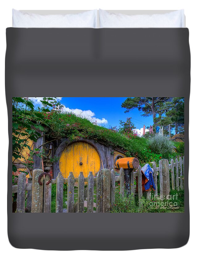 Hobbit Garden Duvet Cover featuring the photograph Hobbit Hole 16 by Sue Karski