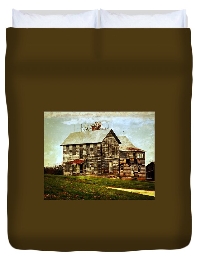 Rustic Duvet Cover featuring the photograph Homestead by Marty Koch