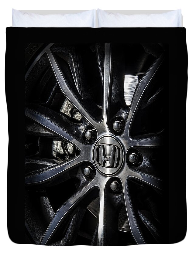 Auto Duvet Cover featuring the photograph Honda wheel by Paulo Goncalves