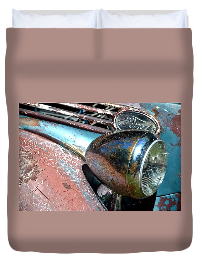 Ford Duvet Cover featuring the photograph Hr-32 by Dean Ferreira