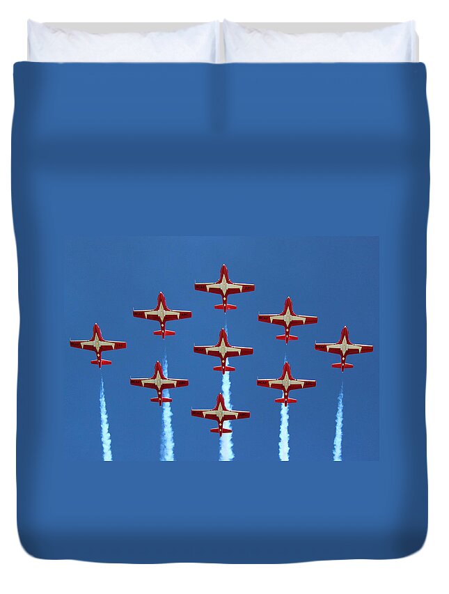 Snowbirds Duvet Cover featuring the photograph In Formation by Randy Hall