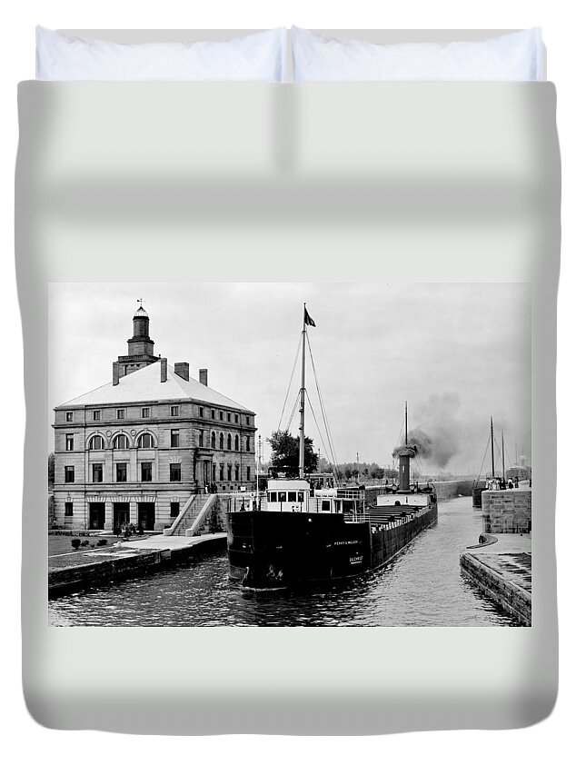 Ship Duvet Cover featuring the photograph In the Locks by Benjamin Yeager