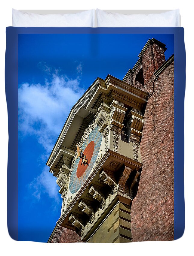 Independence Hall Duvet Cover featuring the photograph Independence Hall by Michael Brooks