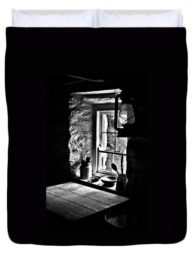 Ireland Duvet Cover featuring the photograph Irish Cottage Window by Nigel R Bell