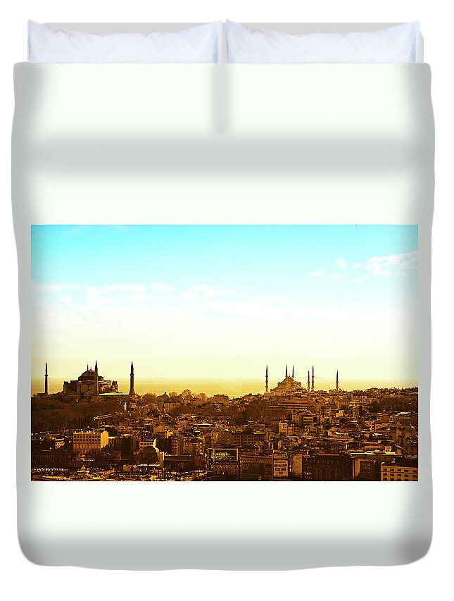 Tranquility Duvet Cover featuring the photograph Istanbul by Dhmig Photography