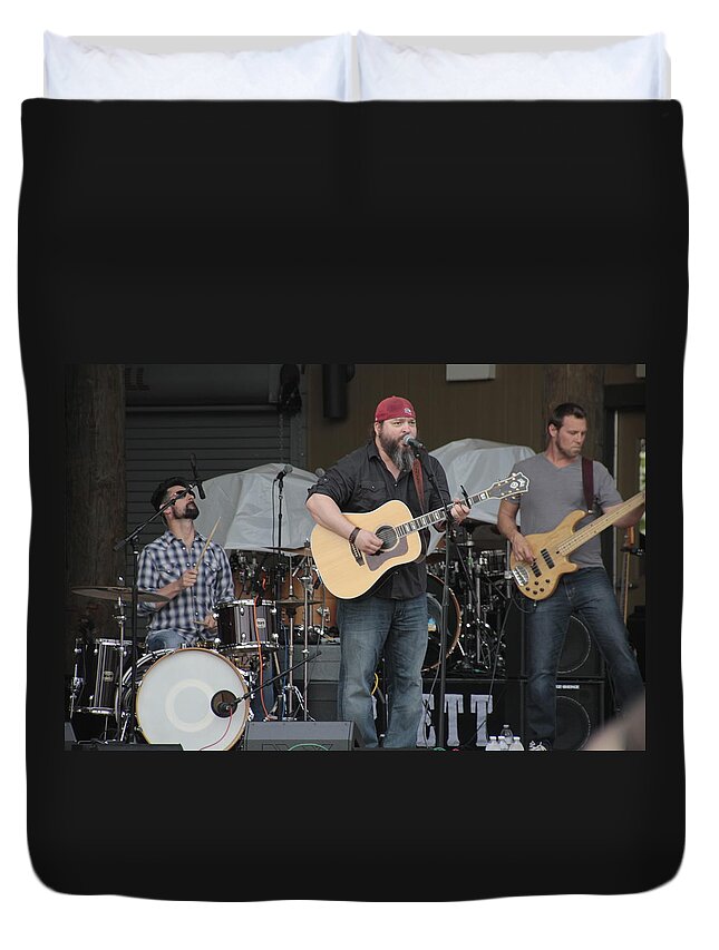 Music Duvet Cover featuring the photograph Jukebox Mafia Country Rock by Valerie Collins