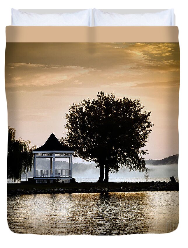 Sunrise Duvet Cover featuring the photograph Just Before Sunrise by Kerri Farley
