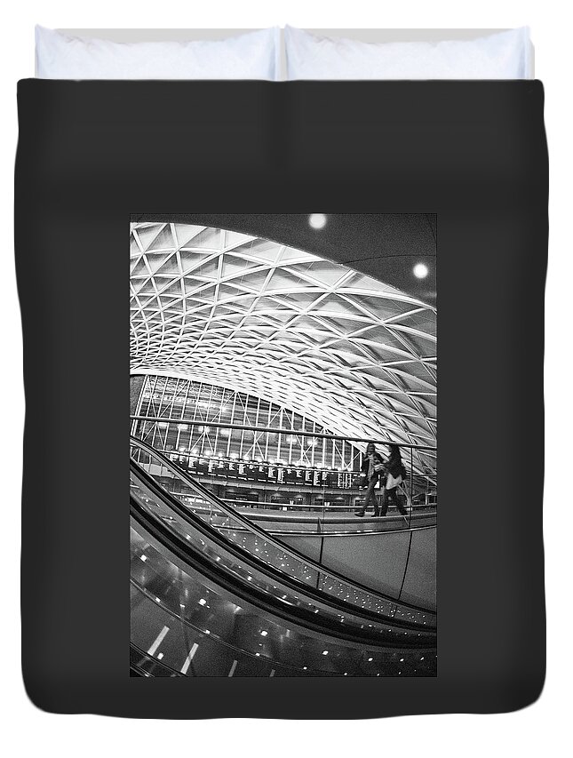 People Duvet Cover featuring the photograph Kings Cross Station, London by By Frscspd