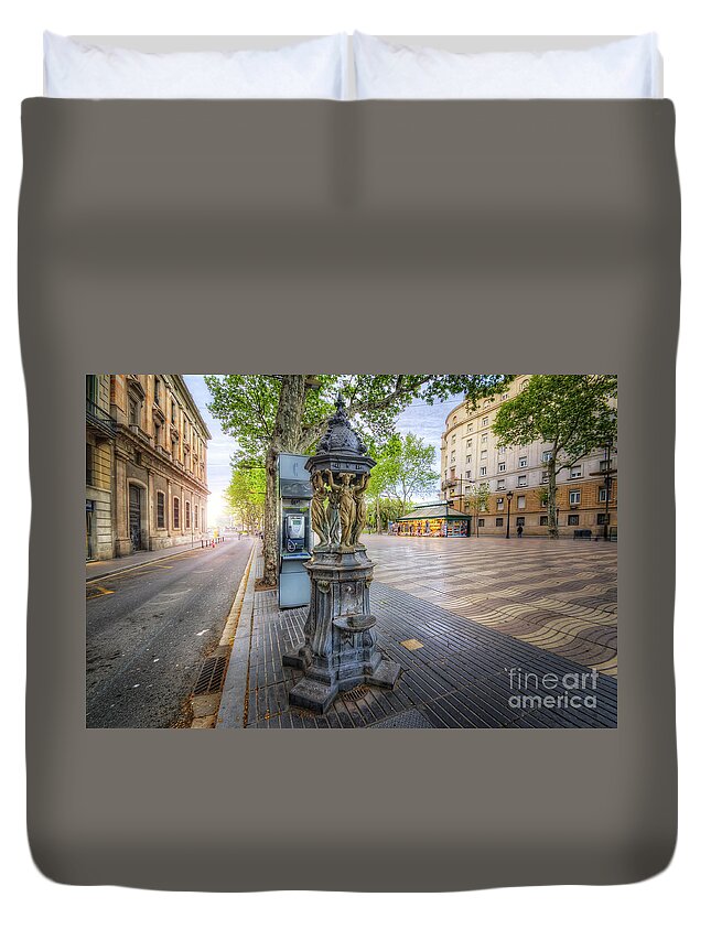 Yhun Suarez Duvet Cover featuring the photograph La Rambla Fountain by Yhun Suarez