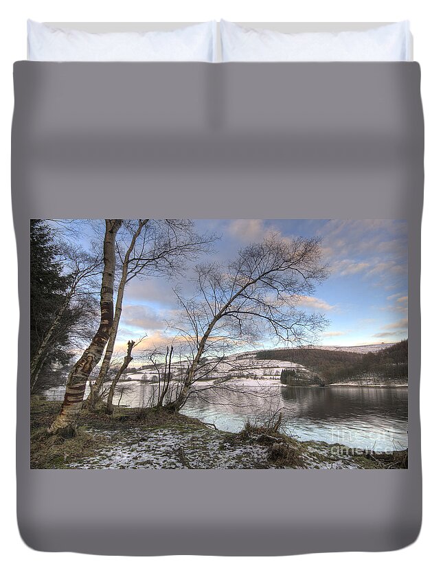Ladybower Duvet Cover featuring the photograph Ladybower sunset by Steev Stamford