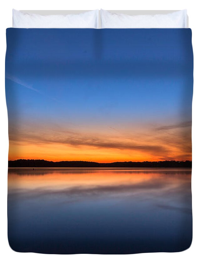 Lake-lanier Duvet Cover featuring the photograph The Sky is the Limit by Bernd Laeschke