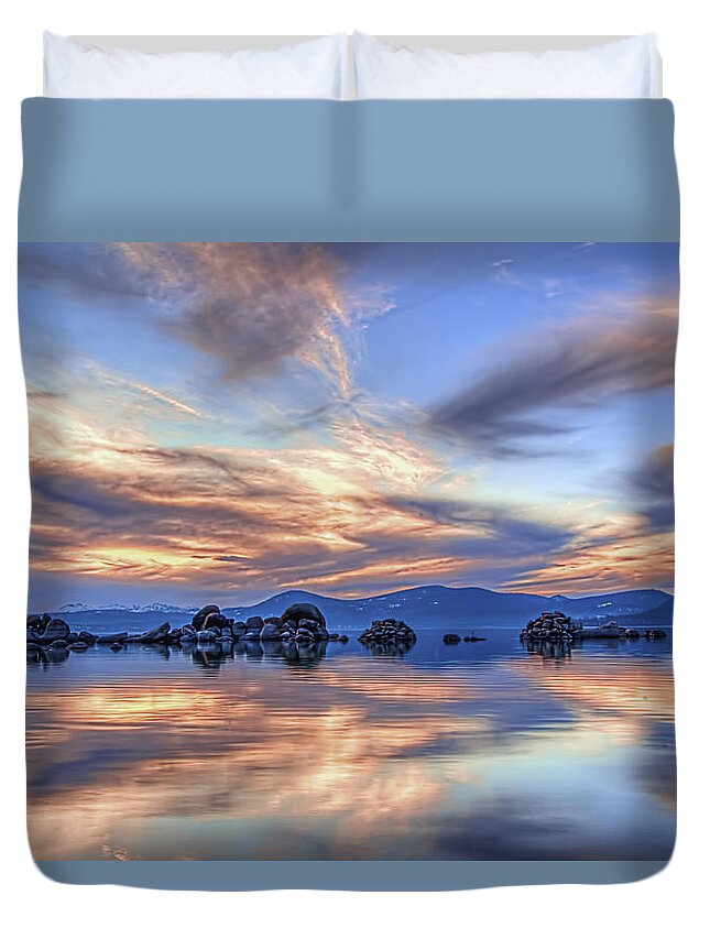 Landscape Duvet Cover featuring the photograph Lake Reflections by Maria Coulson