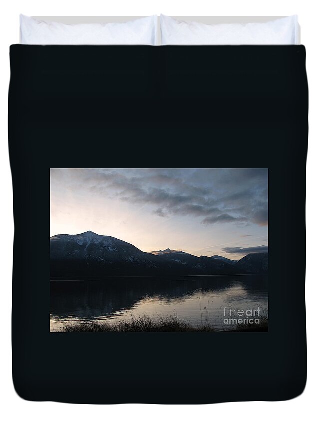 Mountains Duvet Cover featuring the photograph Last Rays by Leone Lund