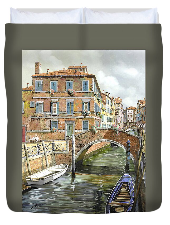 Venezia Duvet Cover featuring the painting Le Barche Sotto Il Ponte by Guido Borelli