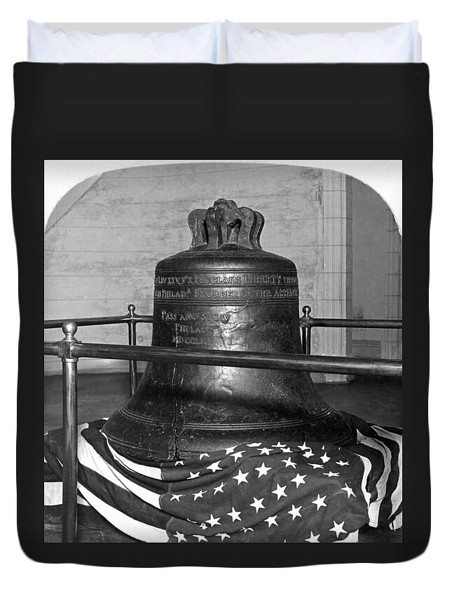1904 Duvet Cover featuring the photograph Liberty Bell, 1904 by Granger