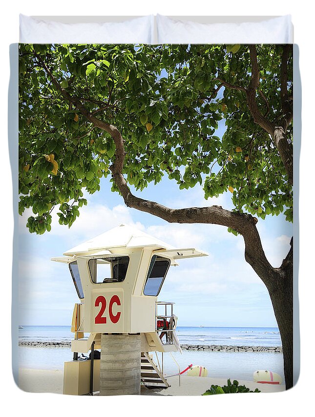 Water's Edge Duvet Cover featuring the photograph Lifeguard Station, Waikiki,oahu,hawaii by Studiocasper