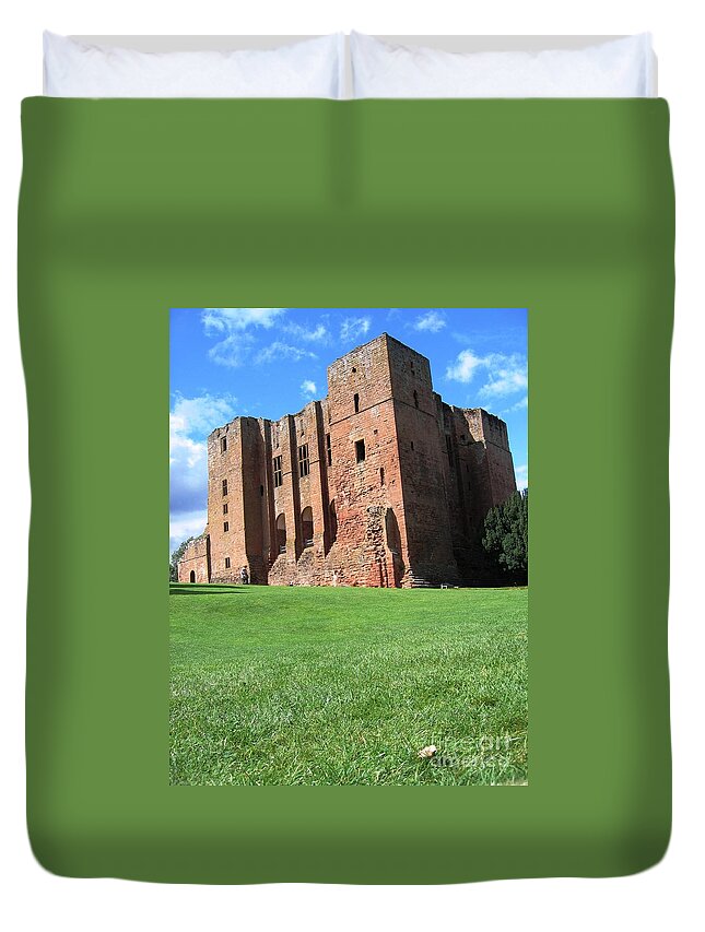 Kenilworth Castle Duvet Cover featuring the photograph Like Home by Denise Railey