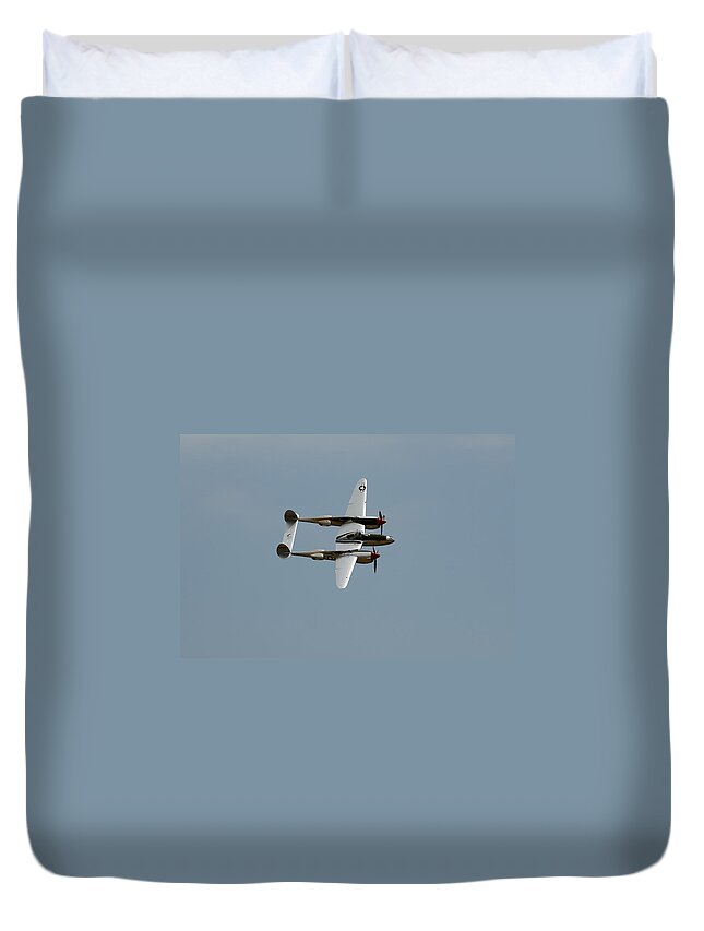 Lockheed P 38 Lightning Duvet Cover featuring the photograph Lockheed P 38 Lightning by Richard J Cassato