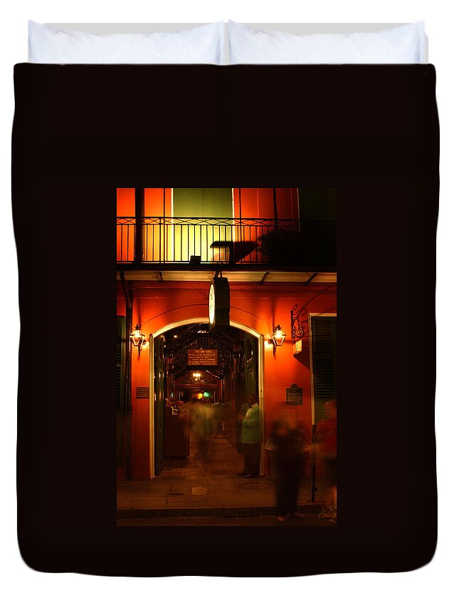Pat O'brien's Duvet Cover featuring the photograph Looking In Pat O'Brien's by Greg and Chrystal Mimbs