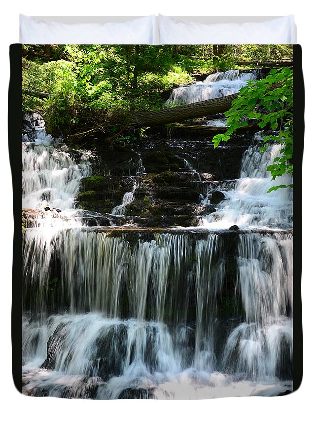 Waterfall Duvet Cover featuring the photograph Lwv60017 by Lee Winter
