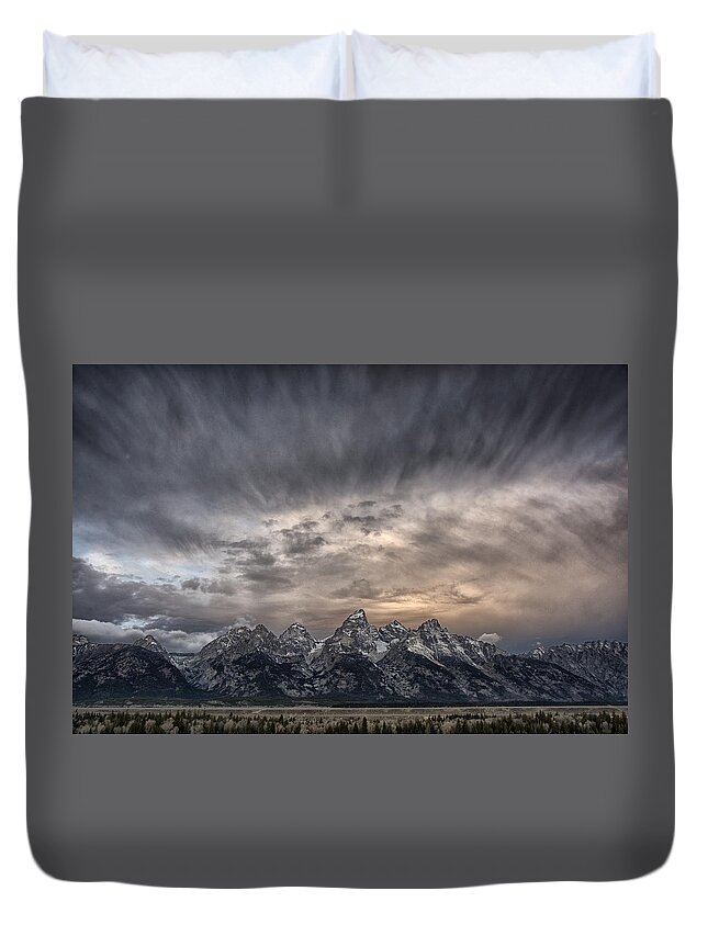Wyoming Duvet Cover featuring the photograph Magic Mountain by Robert Fawcett