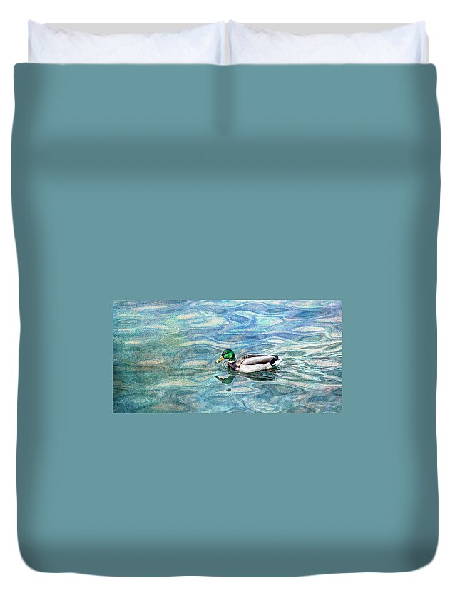 Panoramic Duvet Cover featuring the photograph Mallard Duck by Lynne Daley