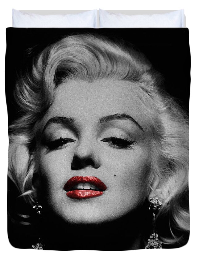 Marilyn Monroe Duvet Cover featuring the photograph Marilyn Monroe 3 by Andrew Fare