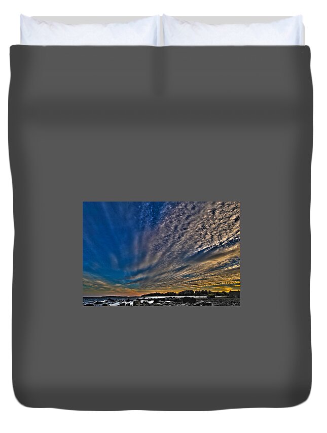 Hdr Coloring Duvet Cover featuring the photograph Masterpiece by Nature by Randi Grace Nilsberg