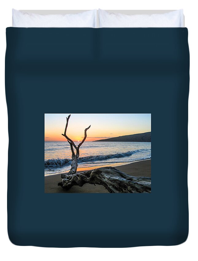 Hawaii Duvet Cover featuring the photograph Maui Sunset by Dawn Key