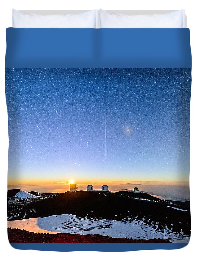 Big Island Duvet Cover featuring the photograph Mauna Kea Moonset 1 by Jason Chu